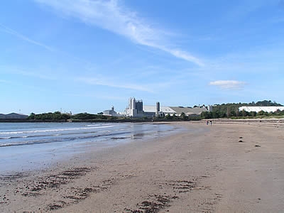 Photo Gallery Image - Views along Par beach