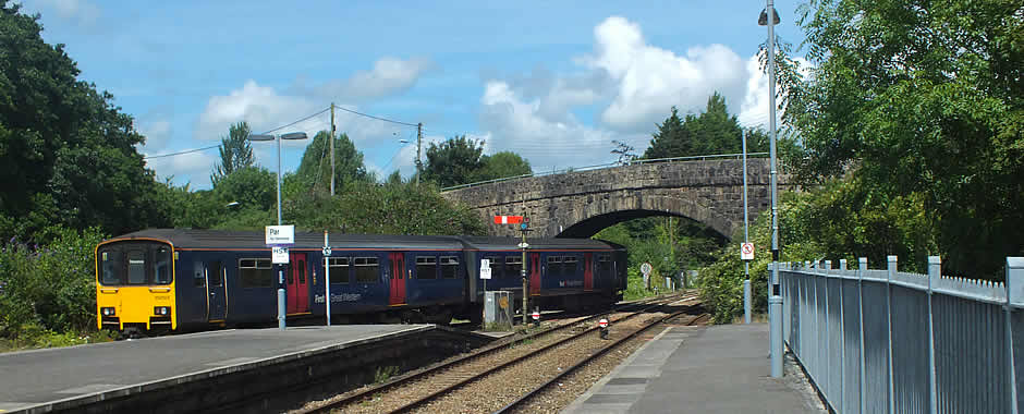 Train arriving at Par Railway Station